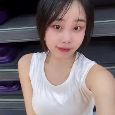 何怡